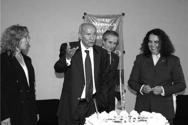 9 Stasia de la Garza – Emmanuel Carballo – Joaquín Diez Canedo y Consuelo Sáizar